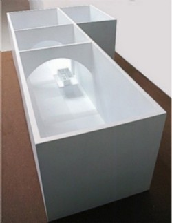 Divisione regolare di un volume,
2008,
maquette,
cm 39 x 146 x 70