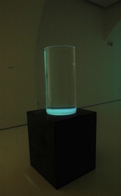 Rings of St. Genevieve,
2007,
video, plexiglass, wood, water,
cm 122 x 50 x 50,
ed. 5