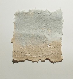 Orizzonte 6,
2013,
handmade paper,
cm 36,5 x 36,5 