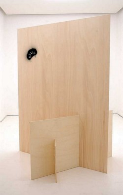 to retain as long as they could,
2012,
wood, spraypaint,
cm 220 x 170 x 180 